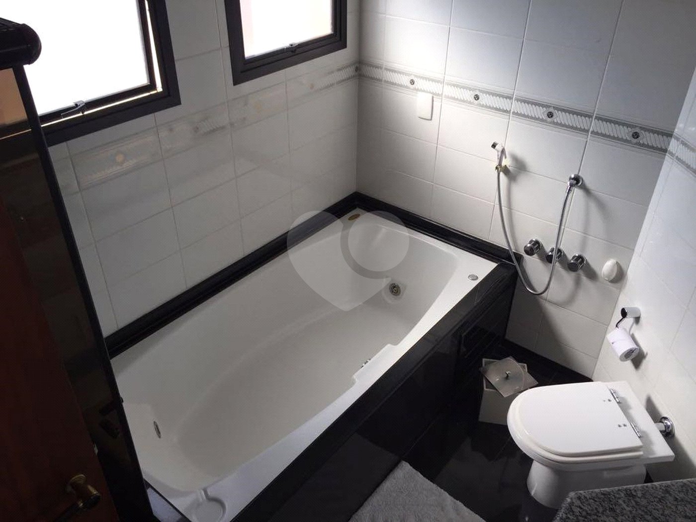 Apartamento à venda com 3 suítes em Parque São Jorge, São Paulo, SP