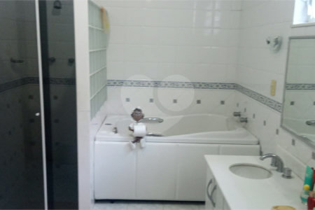 Casa à venda com 6 quartos, sendo 3 suítes, em Vila Isabel, Rio de Janeiro, RJ