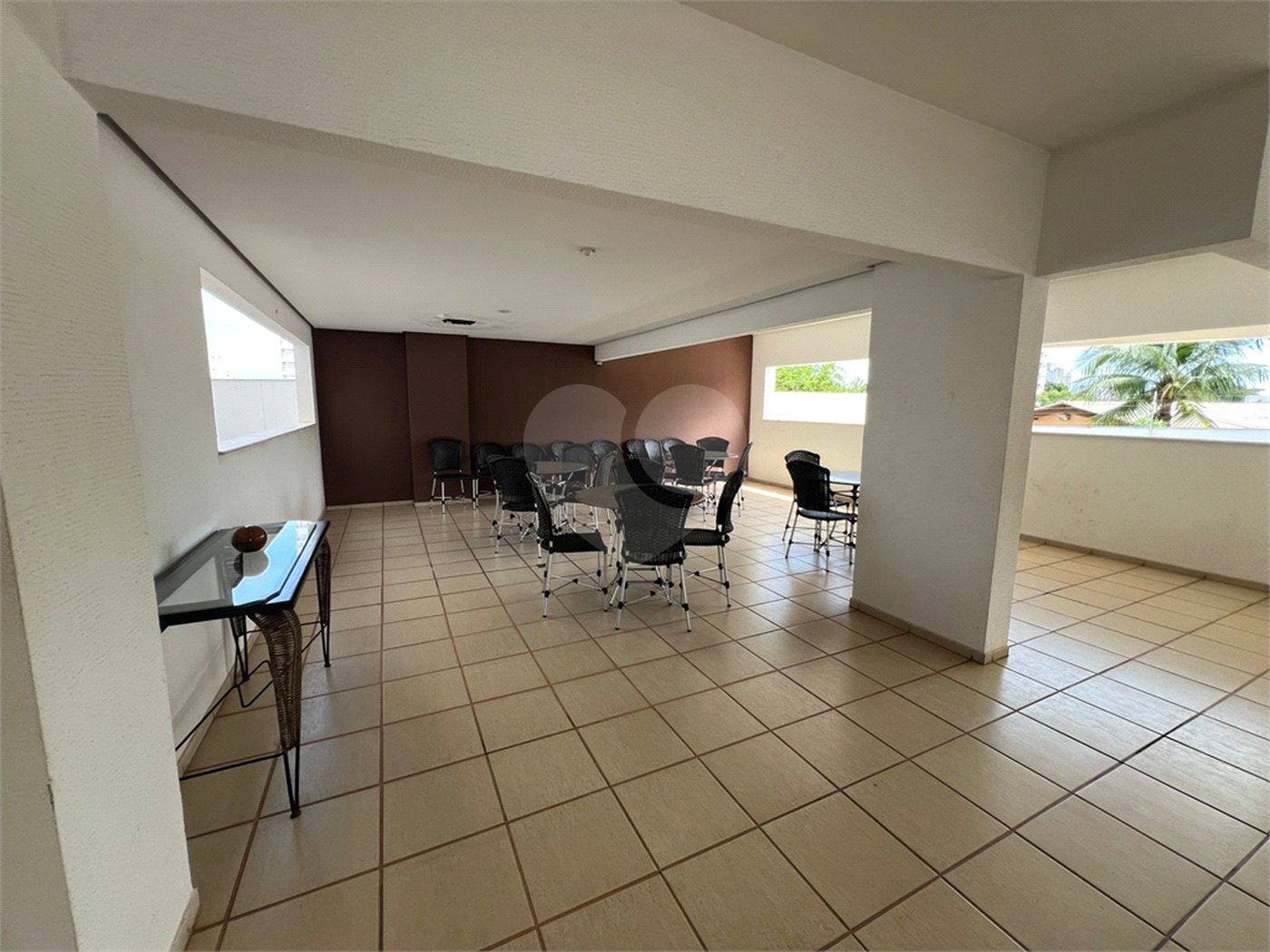 Apartamento à venda com 2 quartos, sendo 1 suíte, em Araés, Cuiabá, MT