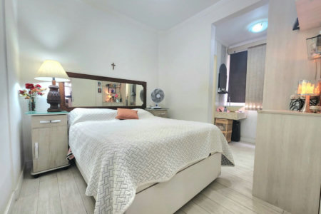 Apartamento 2 Dormitórios com Vista Mar, 1 Suíte e 50m da Praia – Santos