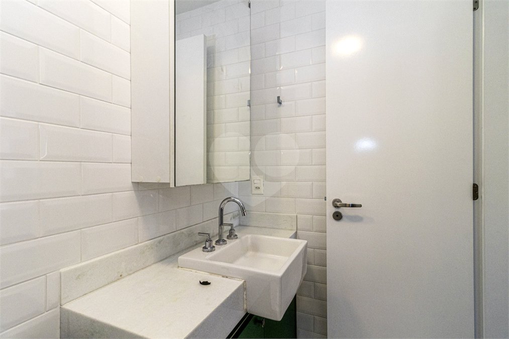 Apartamento para alugar com 1 suíte em Indianópolis, São Paulo, SP