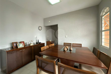 Casa à venda com 2 quartos em Vila Regina, Itapetininga, SP