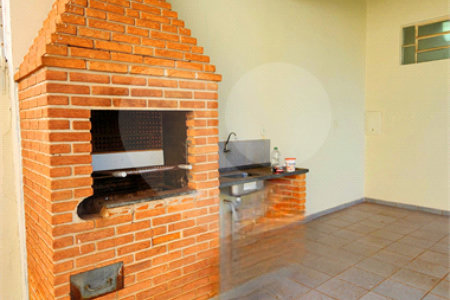 Sobrado à venda com 4 quartos, sendo 2 suítes, em Jardim Primavera, Araraquara, SP