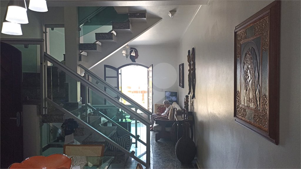 Casa à venda com 4 quartos, sendo 1 suíte, em Vila Guilherme, São Paulo, SP