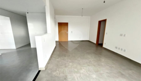 Apartamento à venda com 2 quartos, sendo 1 suíte, em Jardim Maristela, Atibaia, SP