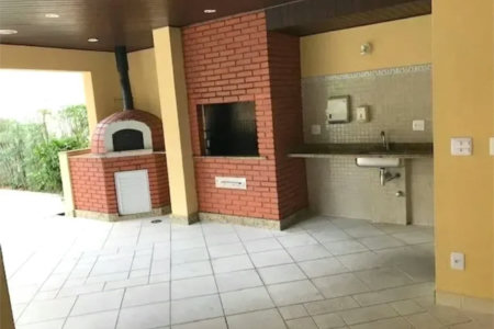 Casa à venda com 3 quartos, sendo 2 suítes, no condomínio Vila Borghese, São Paulo - SP