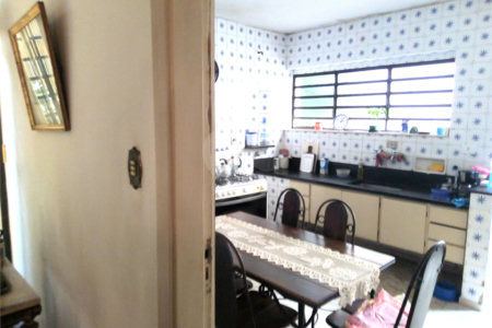Sobrado à venda com 4 quartos, sendo 1 suíte, em Vila Cordeiro, São Paulo, SP