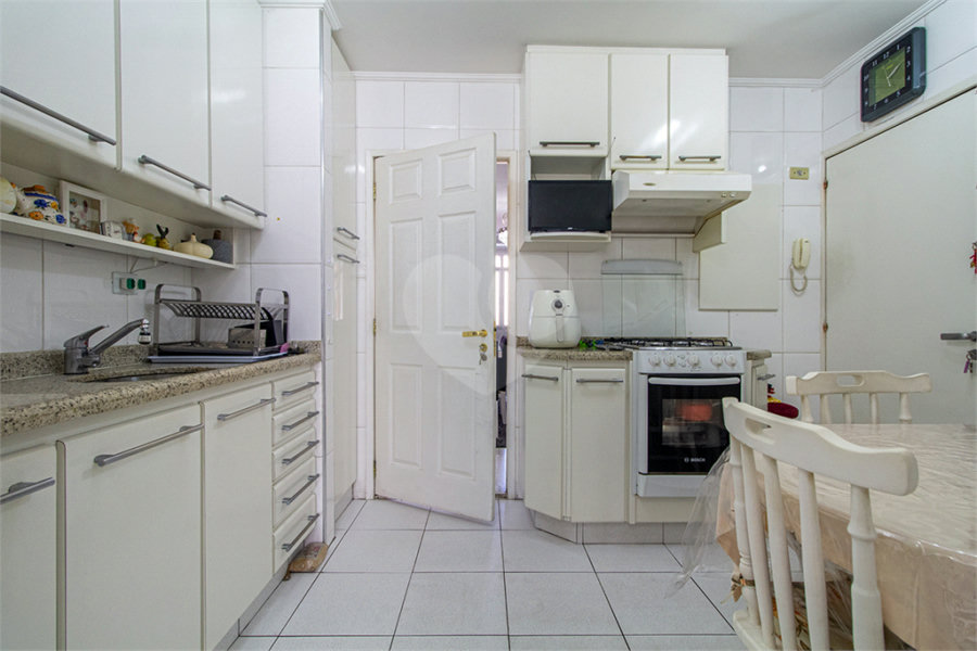 Apartamento à venda com 3 quartos, sendo 2 suítes, em Vila Madalena, São Paulo, SP