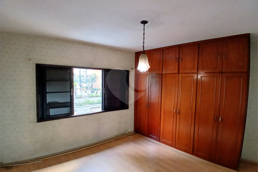 Casa à venda ou para alugar com 3 quartos, sendo 1 suíte, em Santana, São Paulo, SP