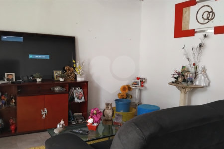 Chácara à venda com 2 quartos em Vila Caputera, Mogi das Cruzes, SP