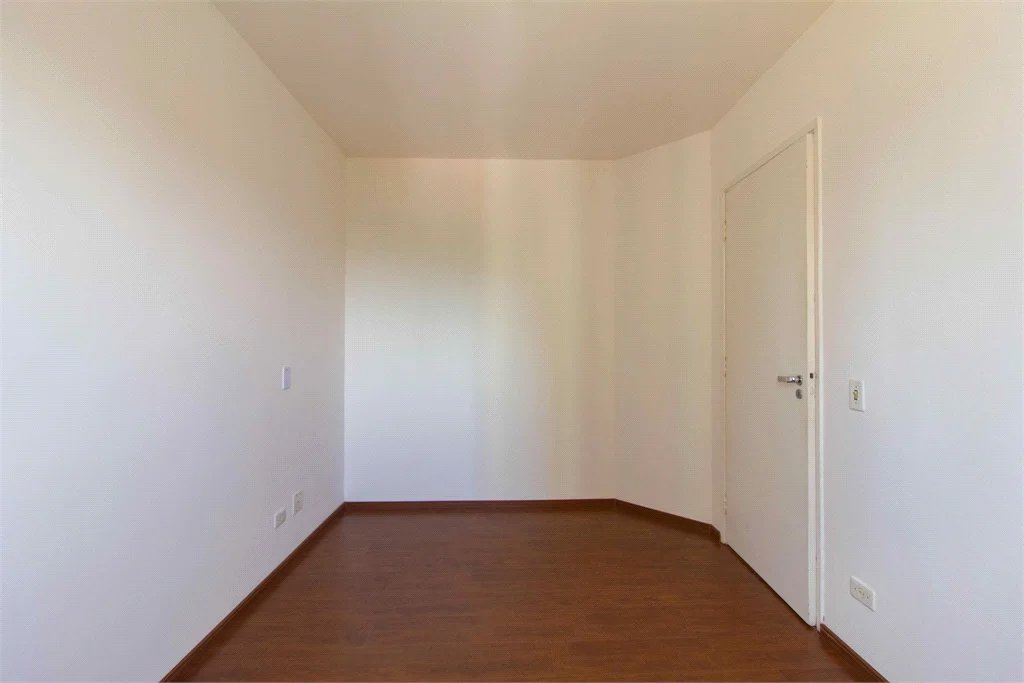 Apartamento à venda com 3 quartos, sendo 1 suíte, em Jardim Ampliação, São Paulo, SP