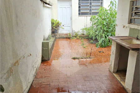 Casa à venda com 2 quartos no Centro, Salto, SP