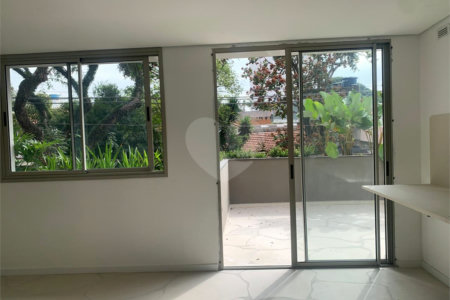 Apartamento à venda com 2 suítes em Vila Madalena, São Paulo, SP