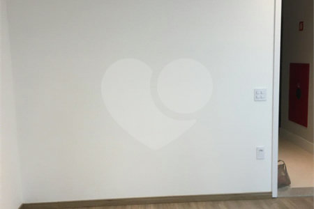 Apartamento à venda com 2 quartos, sendo 1 suíte, em Pinheiros, São Paulo, SP