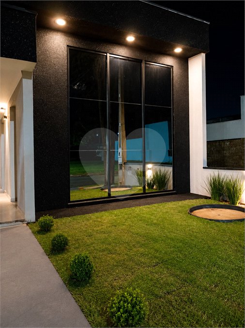 Casa à venda com 3 quartos, sendo 1 suíte, no condomínio Residencial Alto da Boa Vista, Araraquara - SP