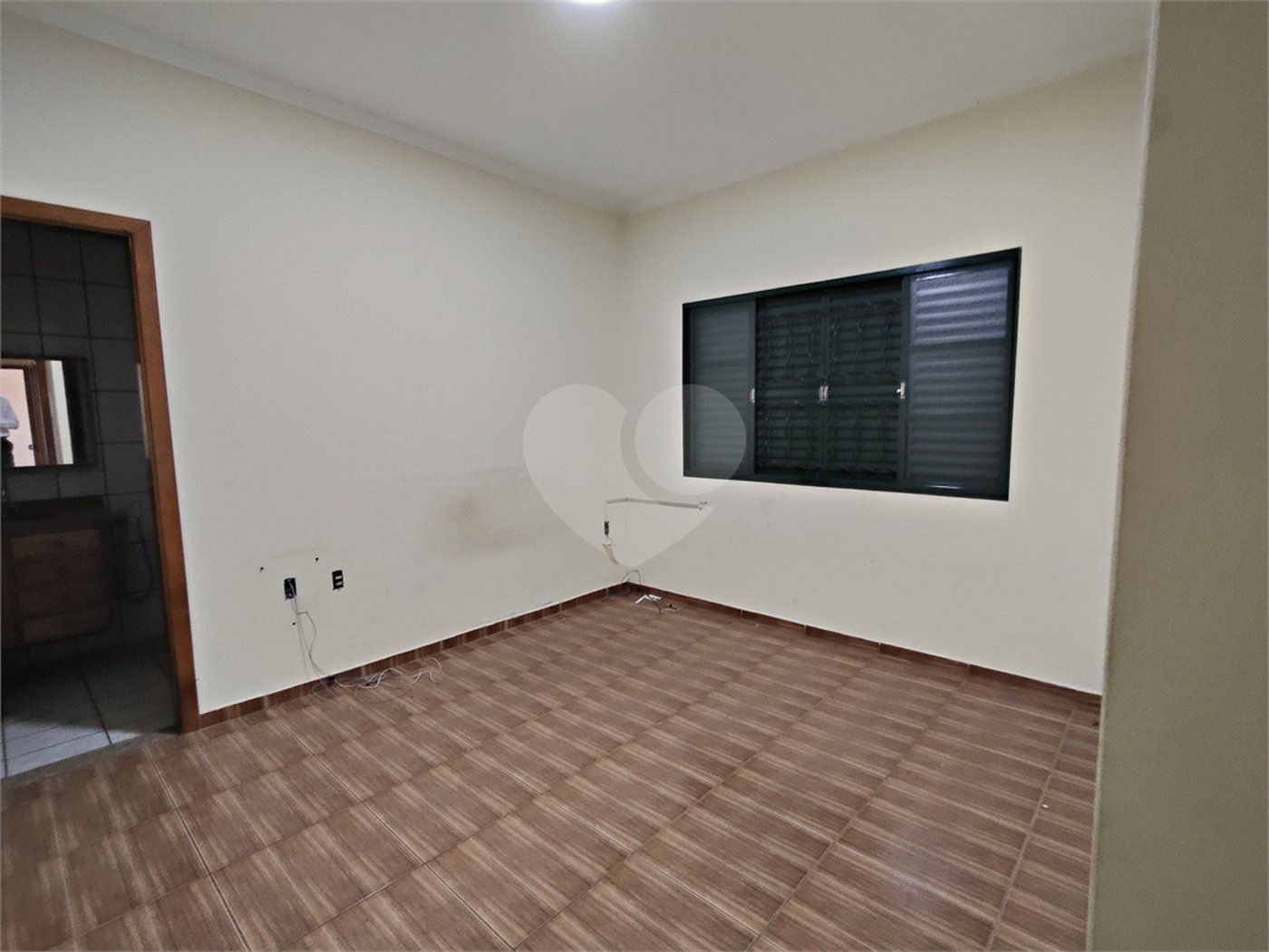 Casa para alugar com 4 quartos, sendo 1 suíte, em Vila Judite, Itapetininga, SP