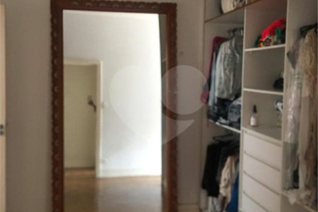 Apartamento à venda com 3 quartos, sendo 1 suíte, em Santa Cecília, São Paulo, SP