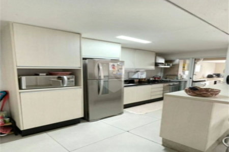 Apartamento à venda com 2 quartos, sendo 1 suíte, em Vila Andrade, São Paulo, SP
