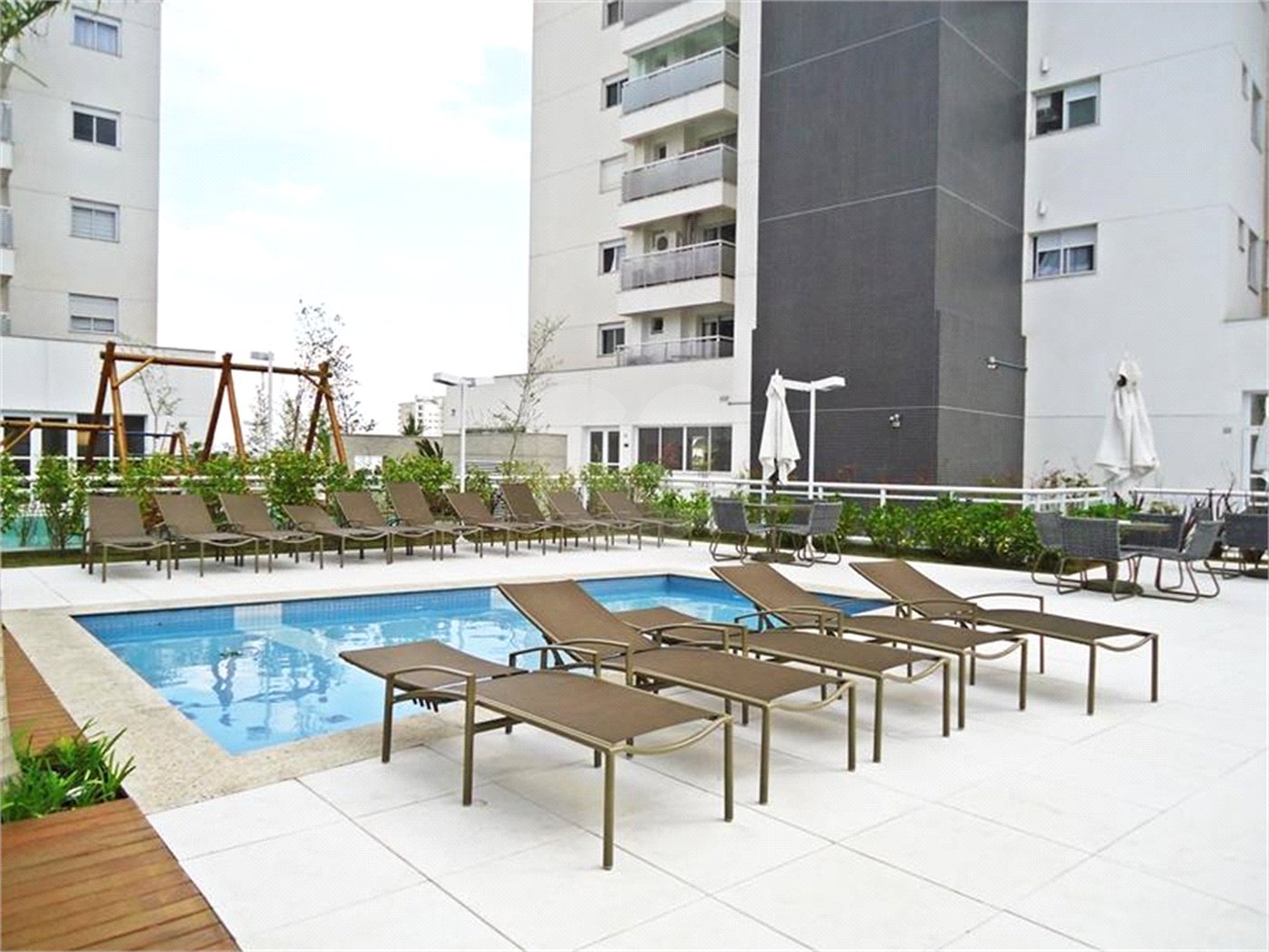Apartamento à venda com 3 suítes em Santa Teresinha, São Paulo, SP