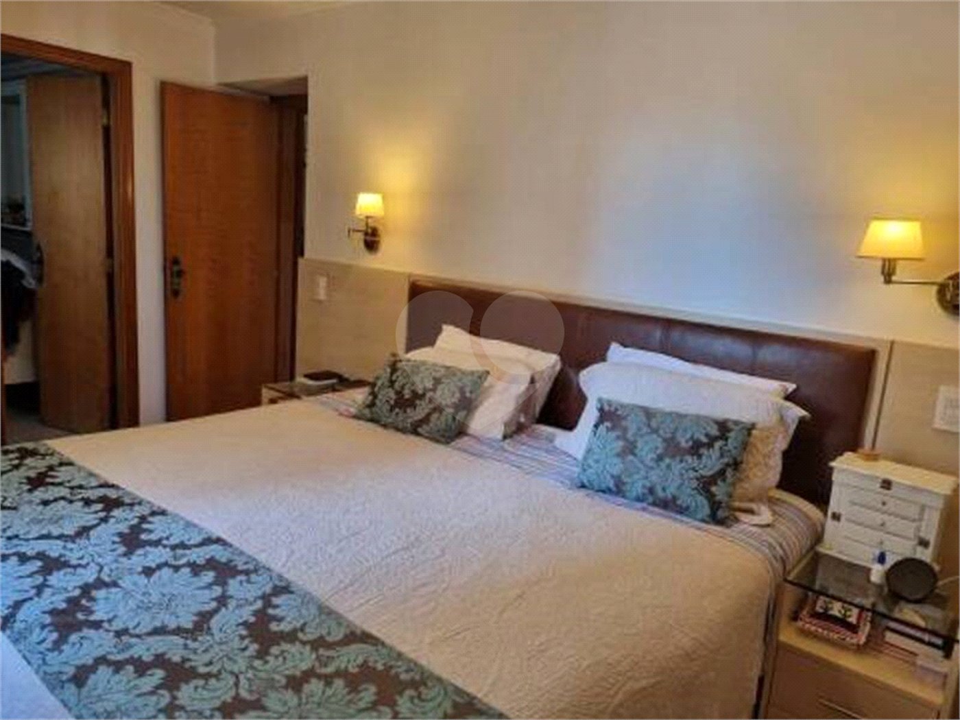 Apartamento à venda com 3 quartos, sendo 1 suíte, em Vila Mariana, São Paulo, SP