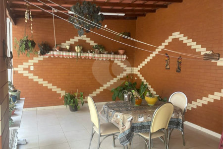 Casa à venda com 3 suítes em Vila Carrão, São Paulo, SP