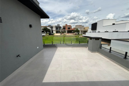 Sobrado à venda com 4 suítes em Residencial Central Parque, Salto, SP
