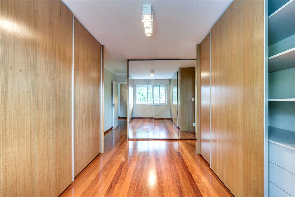 Casa de Vila à venda com 4 suítes em Chácara Flora, São Paulo, SP