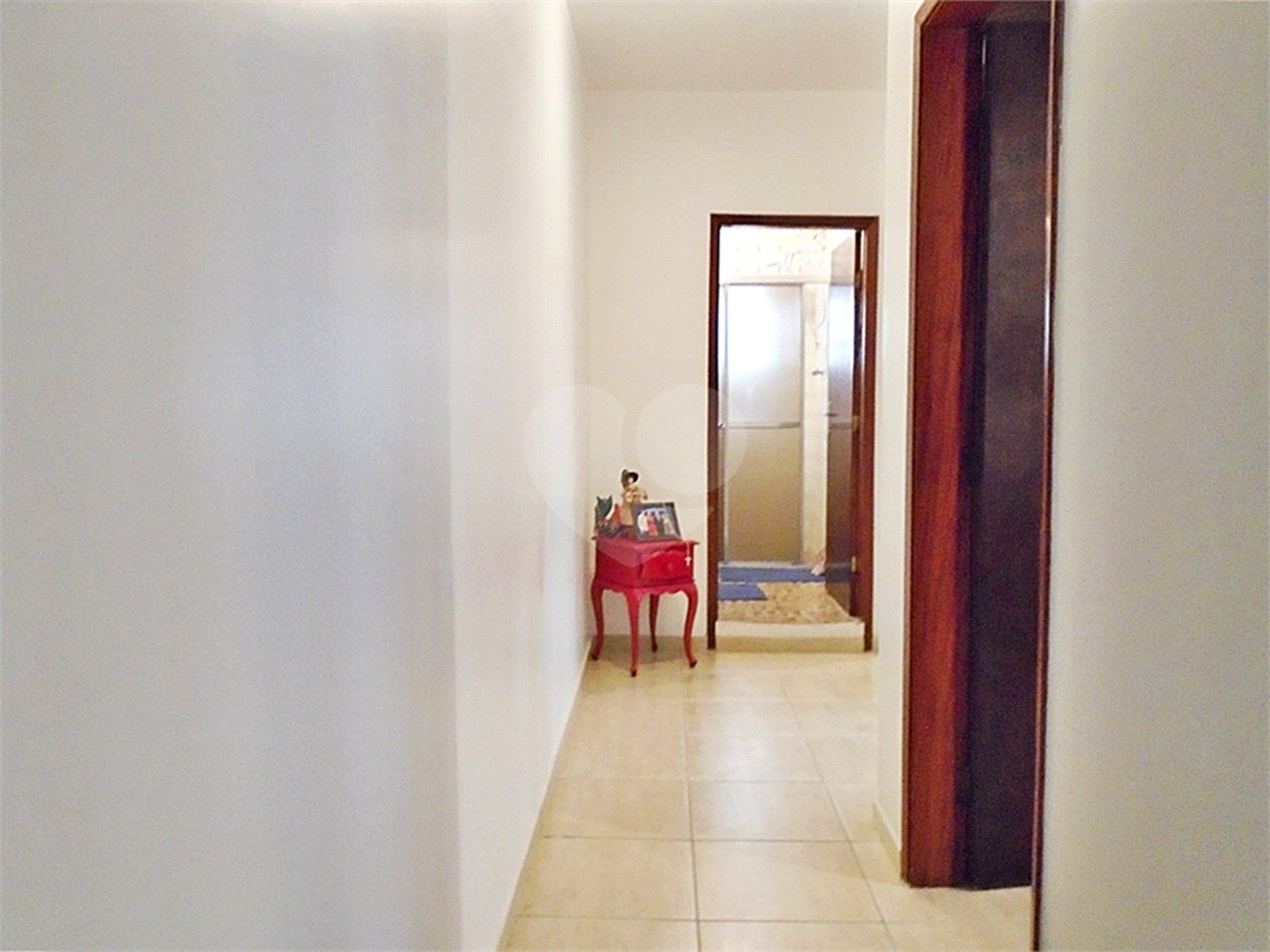 Casa à venda com 3 quartos, sendo 1 suíte, no condomínio Praça Doutor José Augusto César,8, São Paulo - SP