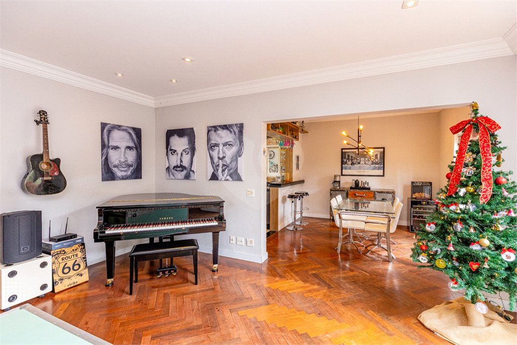 Casa à venda com 4 suítes no condomínio Saint Germain, São Paulo - SP