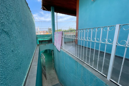 Casa à venda com 3 quartos, sendo 1 suíte, em Vila Júlia, Poá, SP