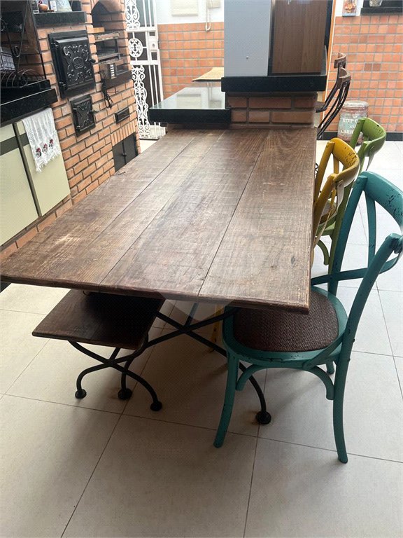 Sobrado à venda com 4 quartos, sendo 1 suíte,  em Jardim Leonor Mendes de Barros, São Paulo, SP