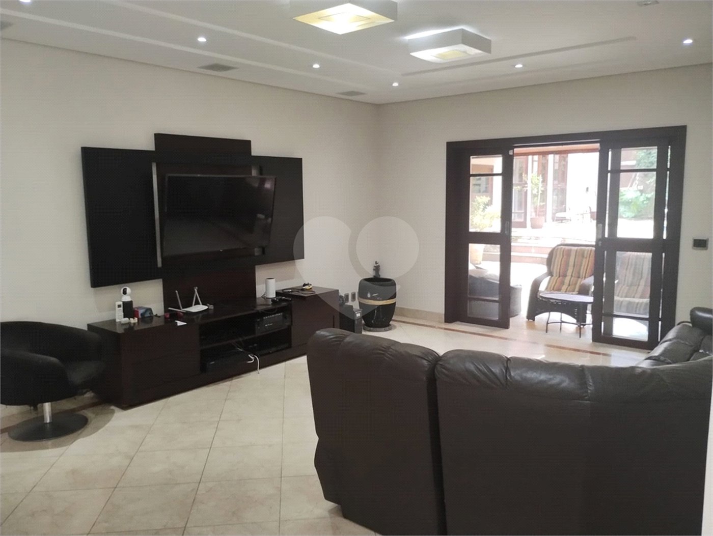 Casa à venda com 5 quartos, sendo 4 suítes, no condomínio Santa Teresa, Jundiaí - SP