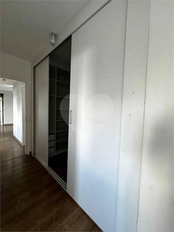 Apartamento para alugar com 3 quartos, sendo 1 suíte, em Parque Reboucas, São Paulo, SP