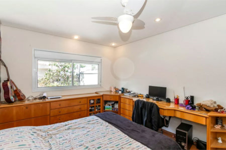 Casa de Vila à venda com 3 quartos, sendo 1 suíte, em Campo Belo, São Paulo, SP