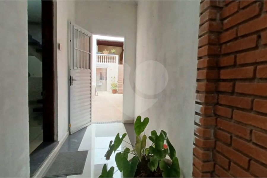 Sobrado à venda com 3 quartos, sendo 1 suíte, em Tremembé, São Paulo, SP