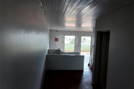 Sobrado à venda com 3 quartos, sendo 1 suíte, em Vila Lageado, São Paulo, SP