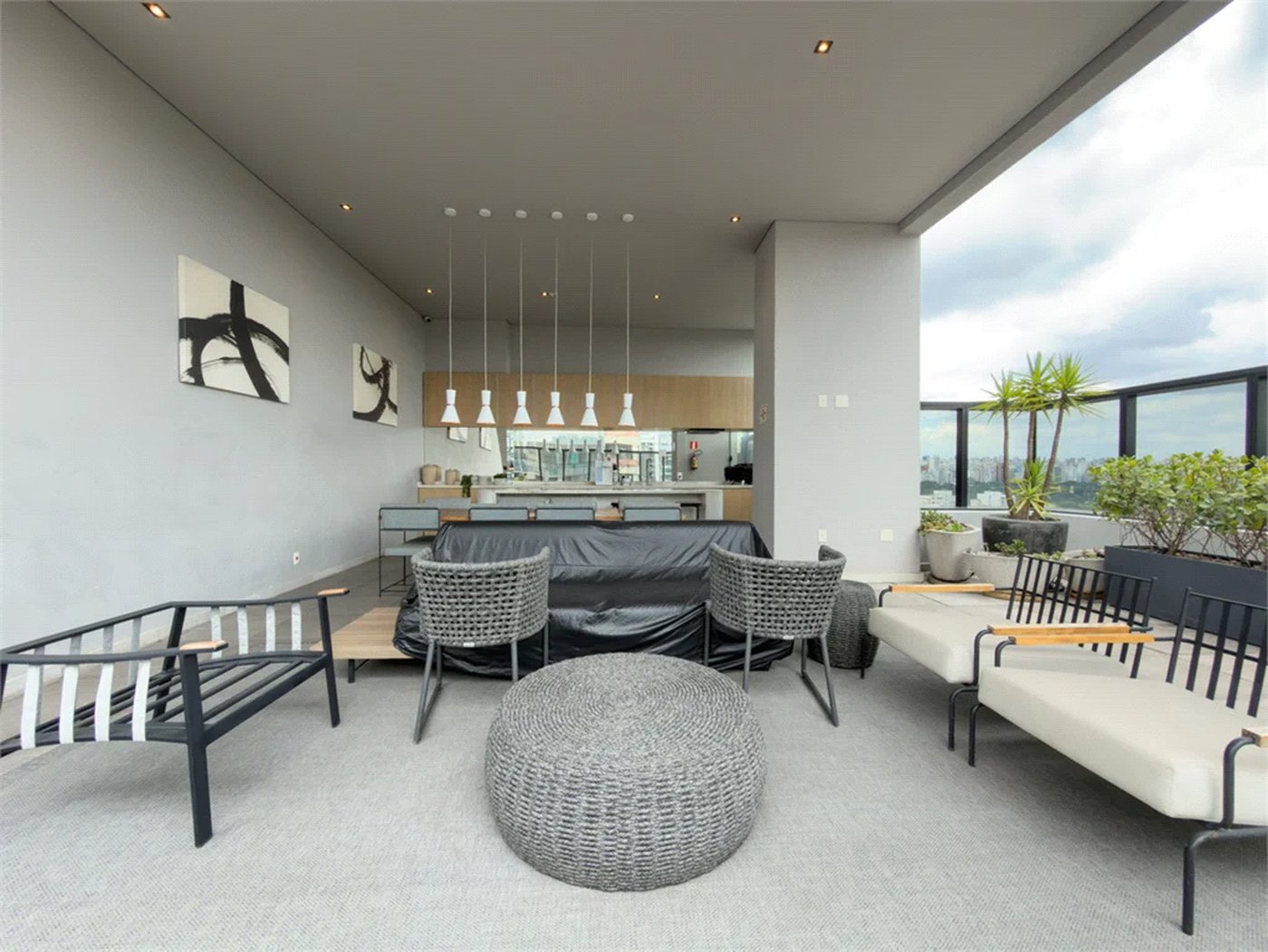 Apartamento à venda com 3 suítes em Pinheiros, São Paulo, SP