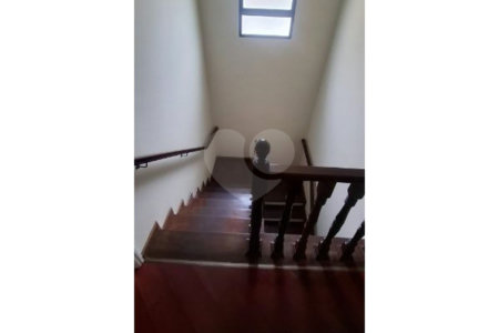 Casa à venda com 4 quartos, sendo 3 suítes, em Vila Aurora (zona Norte), São Paulo, SP