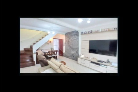 Casa à venda com 3 quartos, sendo 1 suíte, em Vila Ré, São Paulo, SP