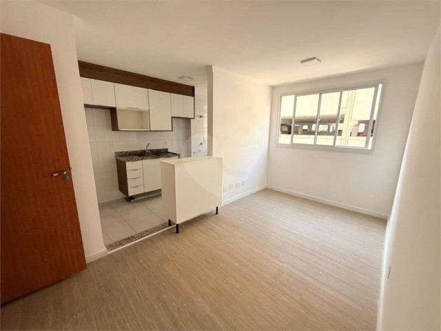 Apartamento à venda com 2 quartos em Jardim Íris, São Paulo, SP