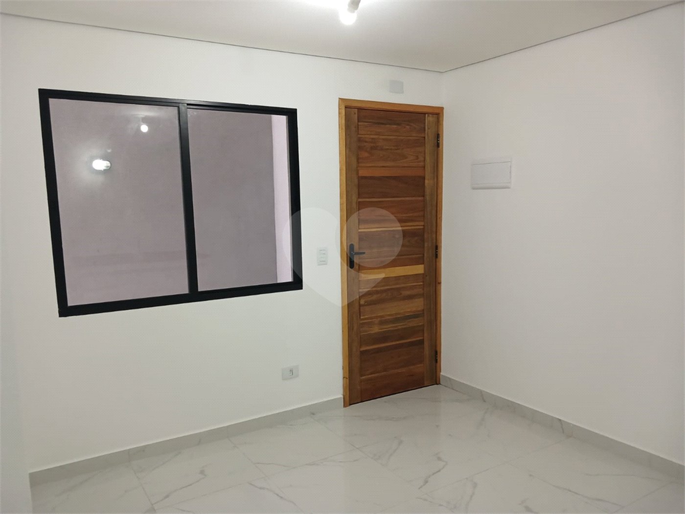 Casa para alugar com 1 quarto no condomínio Edificio Cometa, São Paulo - SP