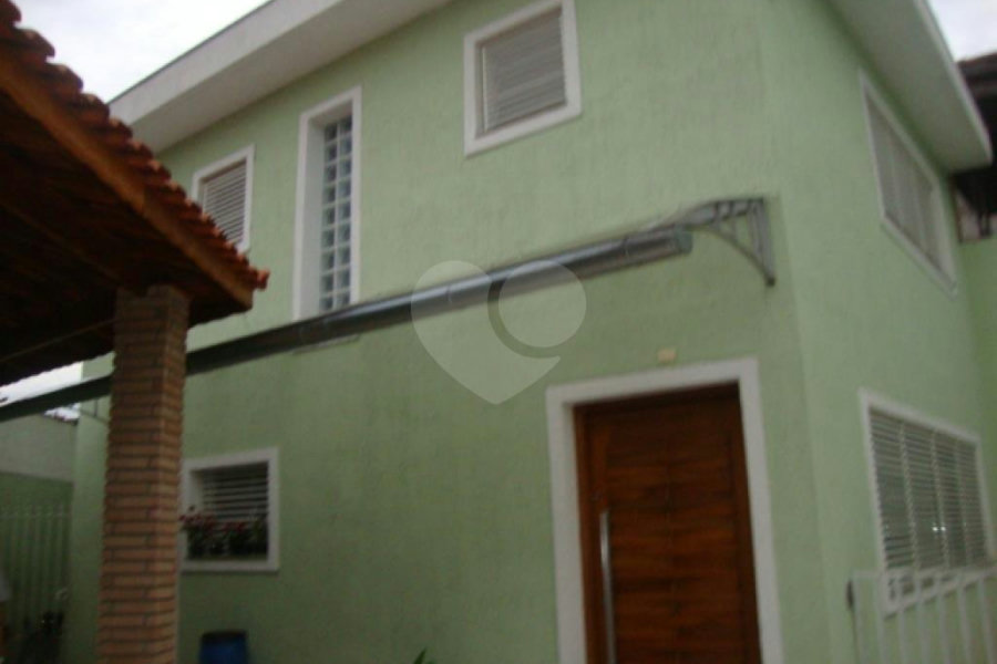 Sobrado à venda com 2 suítes em Tremembé, São Paulo, SP