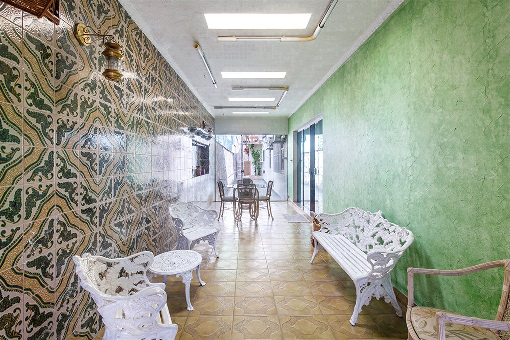 Casa à venda com 5 quartos, sendo 3 suítes, em Lapa, São Paulo, SP