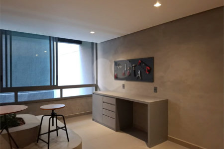 Studio na 24m² Vila Mariana
