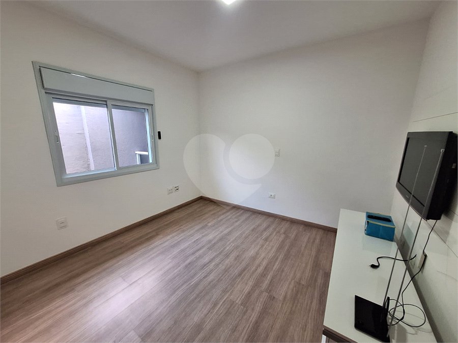 Sobrado à venda com 3 quartos, sendo 1 suíte, em Parque Vitória, São Paulo, SP