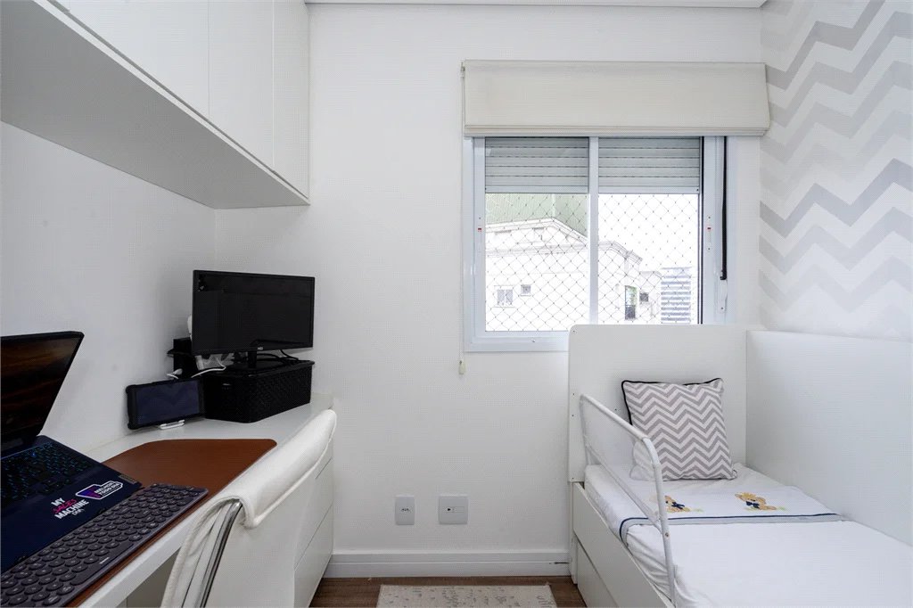 Apartamento à venda com 3 quartos, sendo 1 suíte, em Jardim Parque Morumbi, São Paulo, SP