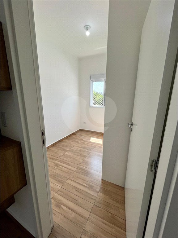Apartamento à venda com 3 quartos, sendo 1 suíte, em Jardim Villaça, São Roque, SP