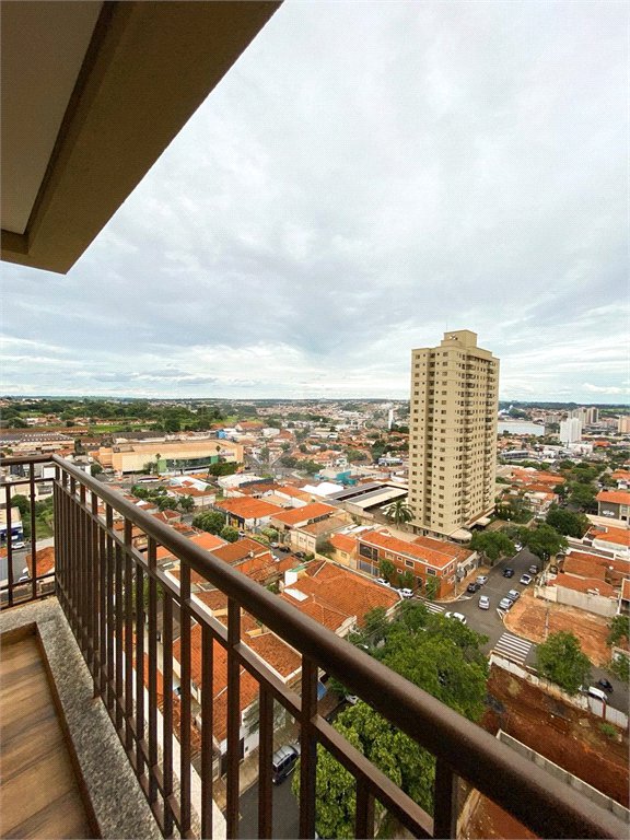 Apartamento à venda com 2 quartos no Centro, Araraquara, SP