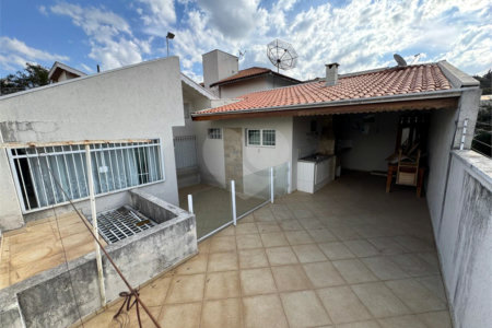 Casa à venda com 4 quartos, sendo 1 suíte, em Jardim das Samambaias, Jundiaí, SP