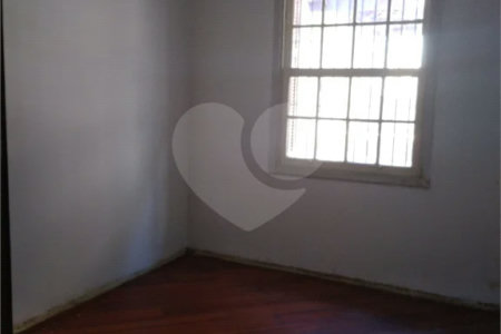 Sobrado à venda com 3 quartos em Santana, São Paulo, SP